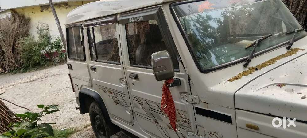 Gadi Bahut Aacha Condition Me Hai Gadi Me Koi Kaam Nai Hai