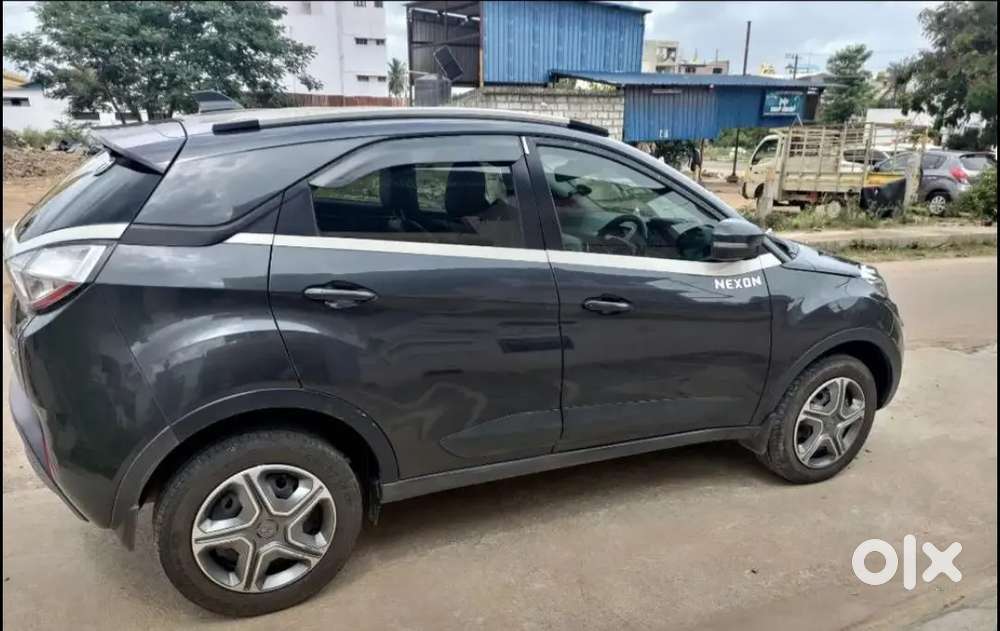 Tata Nexon Xt Grey Color Lady Driven