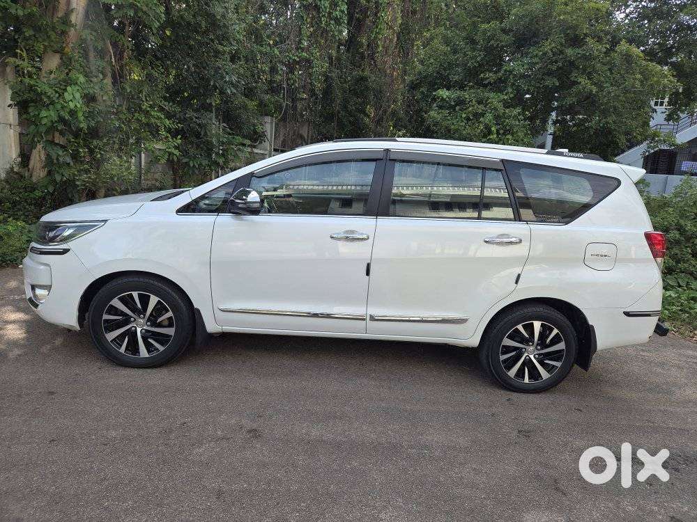 Toyota Innova Crysta 2.4 Z 7 Str, 2024, Diesel