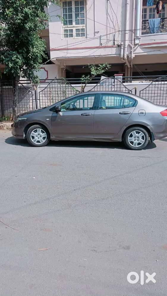 Honda City Zx 2011 Petrol Well Maintained