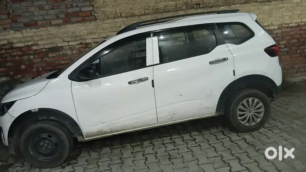 Renault Triber  Petrol