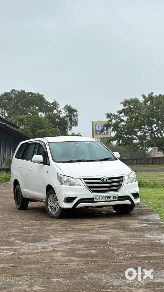 Toyota Innova 2.5 G (diesel) 8 Seater, 2013, Diesel