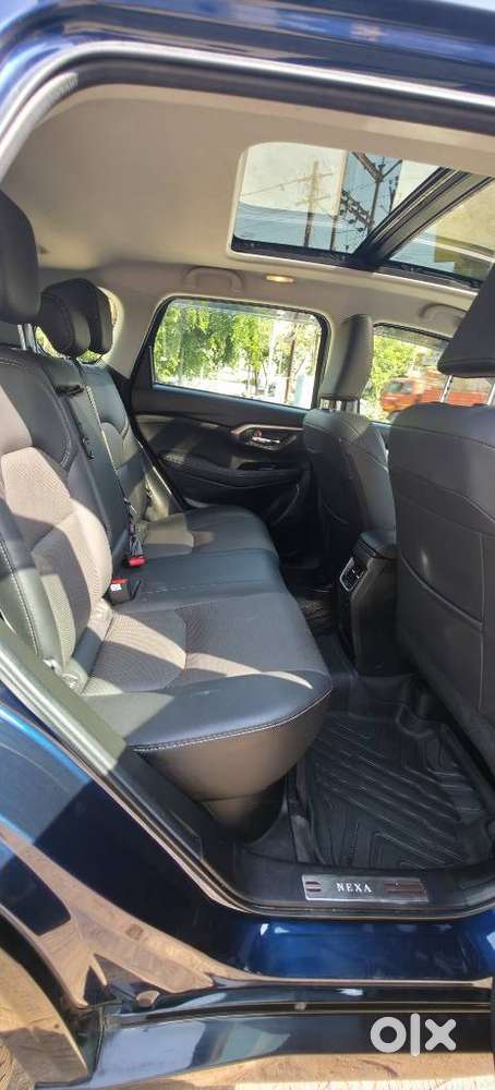 Maruti Suzuki Grand Vitara 1.5 Alpha Plus Intelligent Hybrid Ecvt, 2..