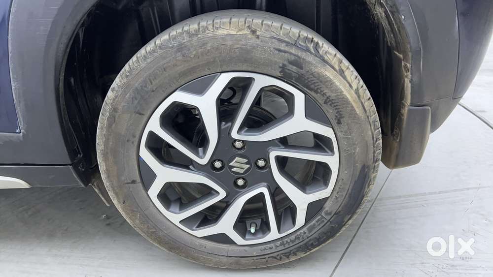 Maruti Suzuki Fronx Alpha 1.0l Turbo 6 At, 2023, Petrol