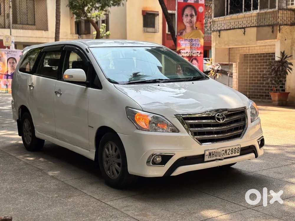 Toyota Innova 2014 V