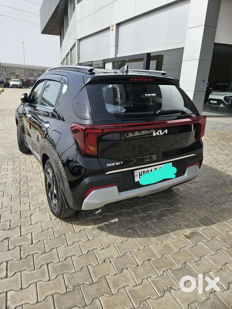 Kia Sonet 2025 Diesel 10500 Km Driven
