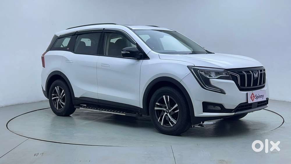 Mahindra Xuv700 2.0 Ax 5 Petrol Mt 7 Str, 2022, Petrol