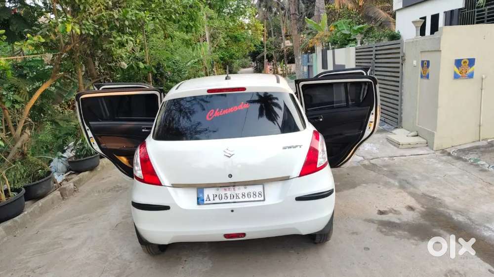 Maruti Suzuki Swift 2015 Diesel 115600 Km Driven