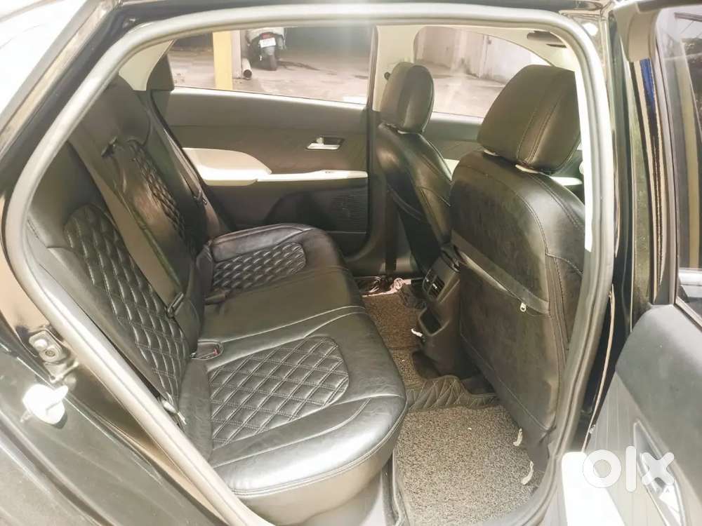 Hyundai Verna Sx 2023 Petrol 33000 Km Driven