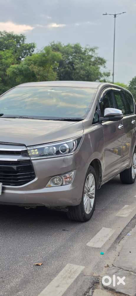 Toyota Innova Crysta 2.8z Automatic, 2018, Diesel