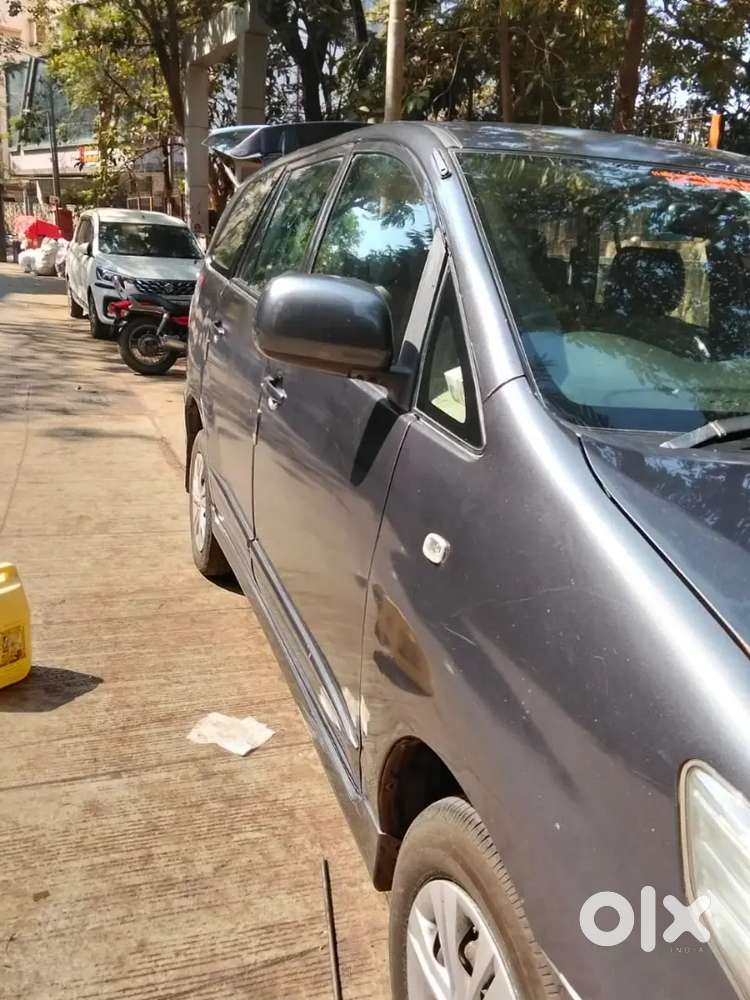 Toyota Innova 2015 Diesel Well Maintained