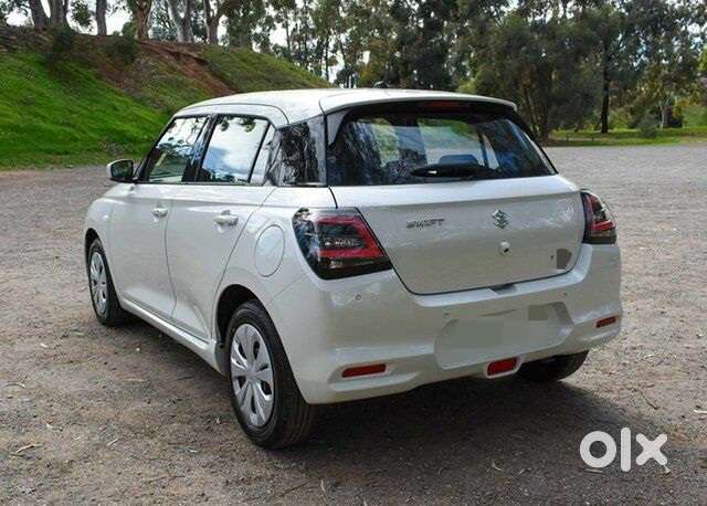 Maruti Suzuki Swift Vxi Optional, 2024, Petrol