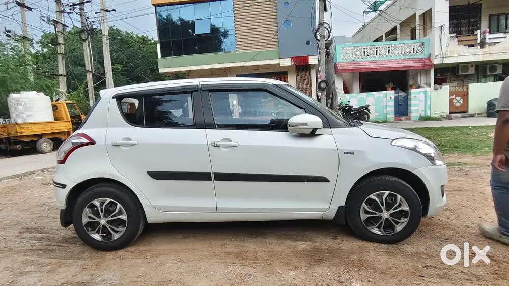 Maruti Suzuki Swift 2012