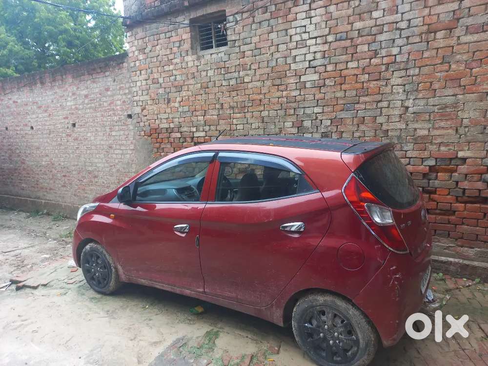 Hyundai Eon Magna 2013 Km Driven