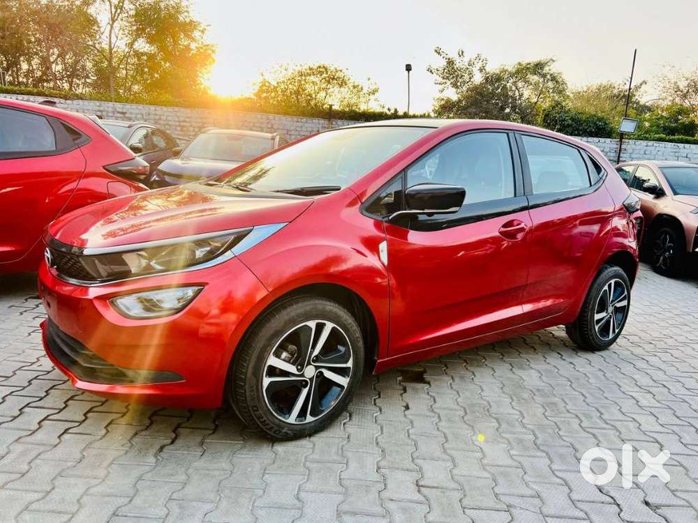 Tata Altroz Xz Plus (s), 2023, Petrol
