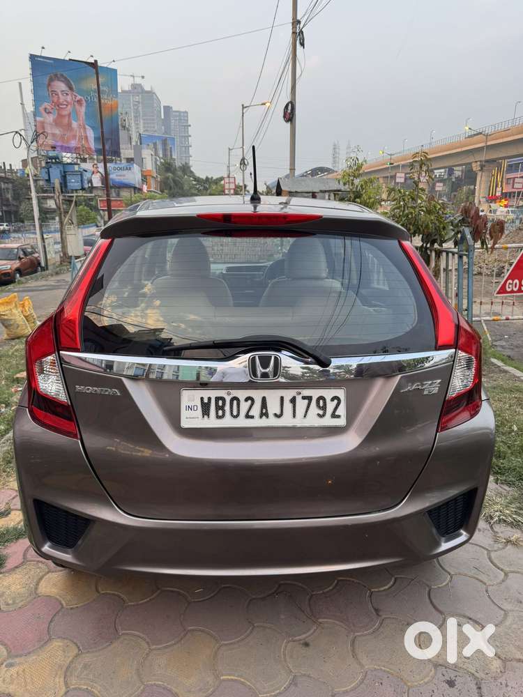 Honda Jazz 1.2 V I Vtec Privilege, 2016, Petrol