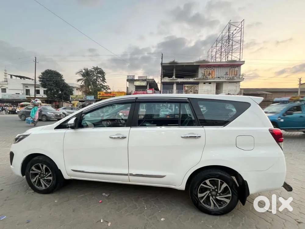 Toyota Innova Crysta 2021