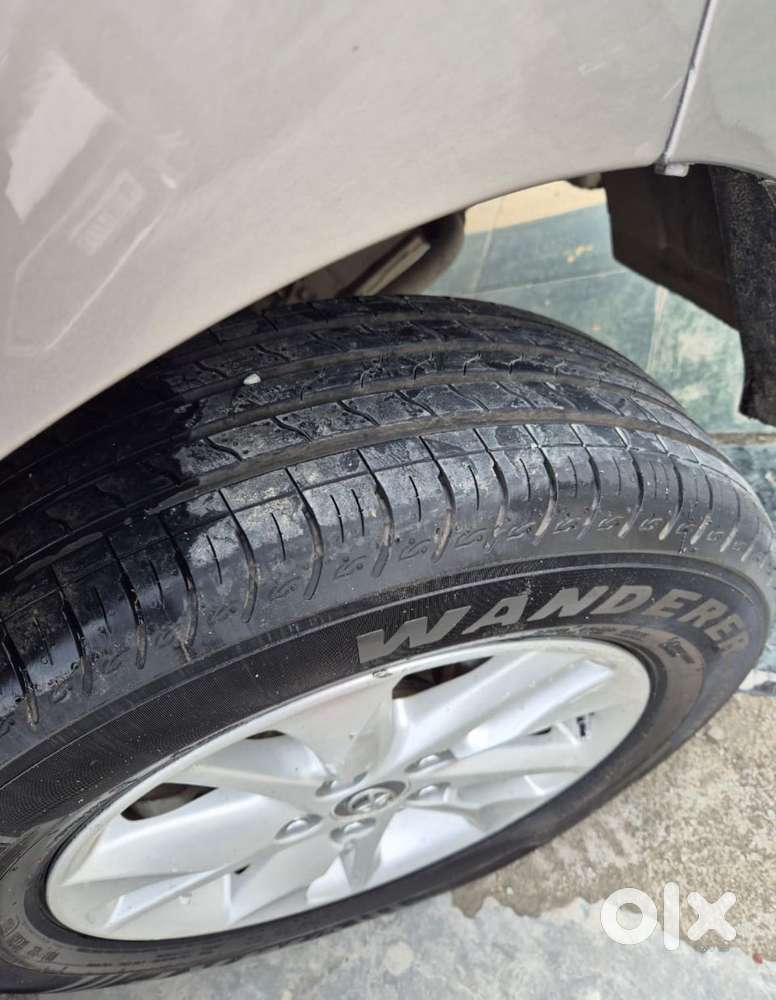 Toyota Innova Crysta 2.7 Gx At, 2019, Diesel