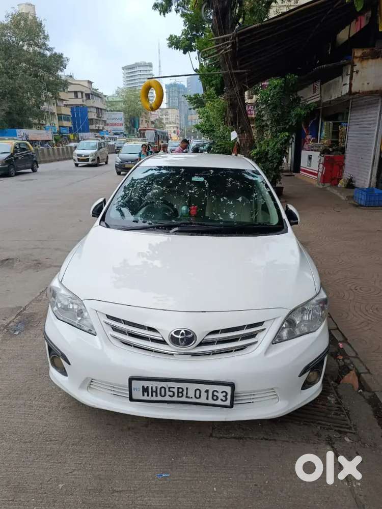 Toyota Corolla Altis 2012