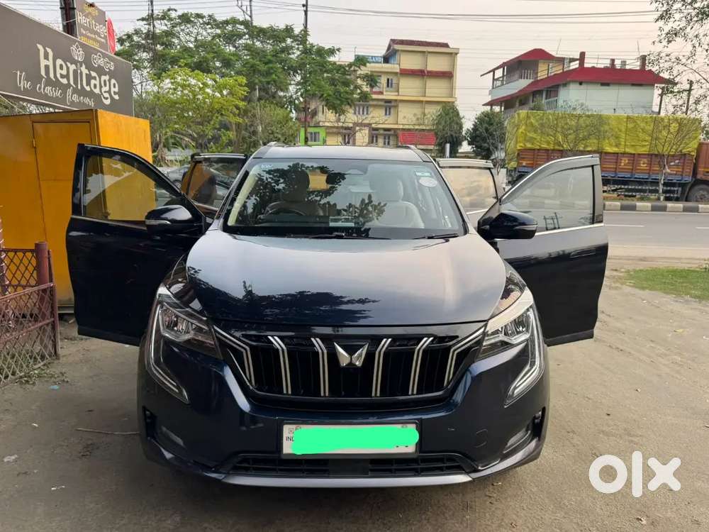 Xuv Ax7 Petrol 7 Seater