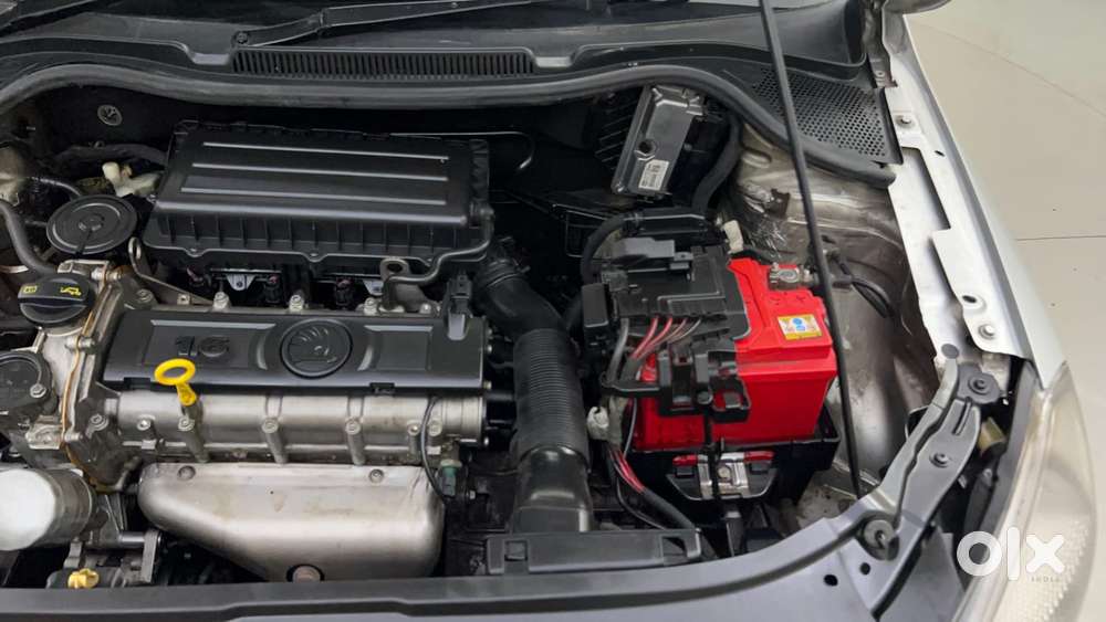 Skoda Rapid [ ] 1.6 Style Plus Mpi At, 2016, Petrol
