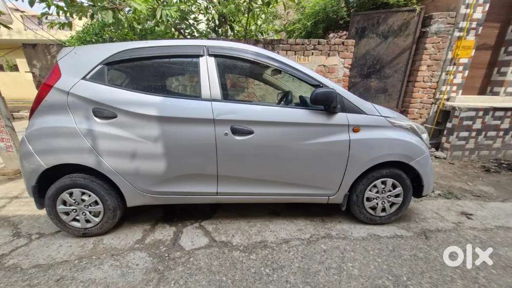 Hyundai Eon 2012 Petrol Well Maintained