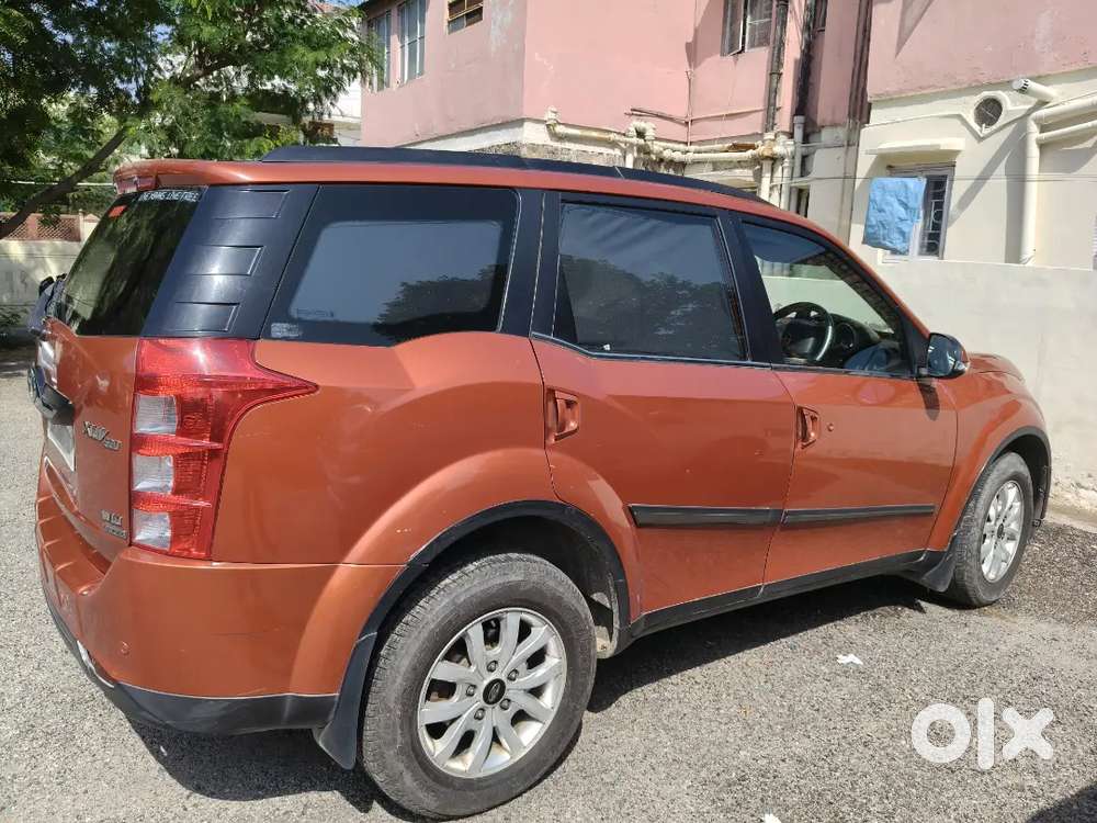 Mahindra Xuv500 2.2 W10 2017