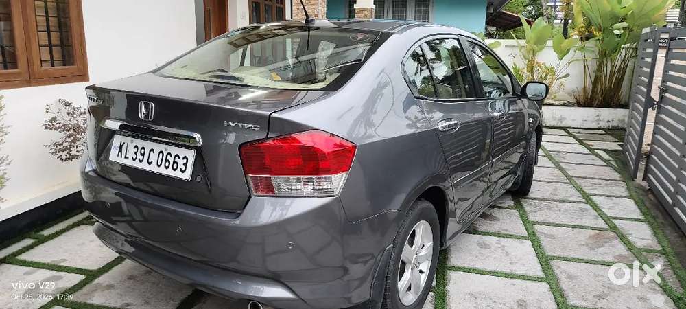 Honda City 2010 Petrol & Cng Automatic