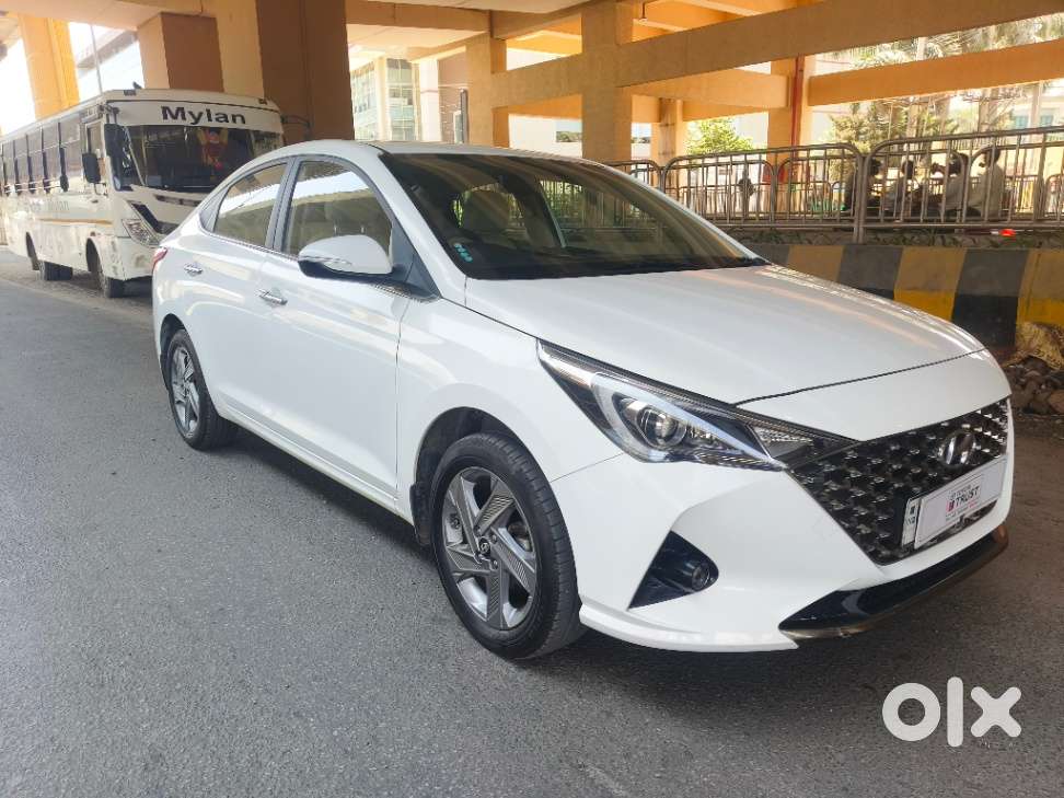Hyundai Verna Crdi Vgt Sx 1.5, 2022, Petrol