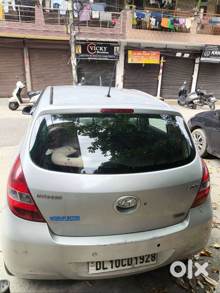 Hyundai I20 Dec 2011 Petrol - Excellent Condition
