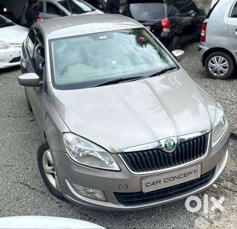 Skoda Rapid Elegance Mpi, 2012, Diesel