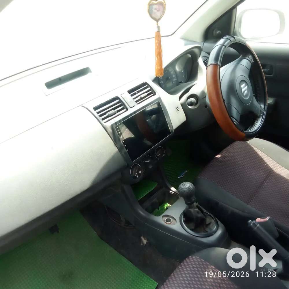 Maruti Suzuki Swift 2010 Diesel 105000 Km Driven