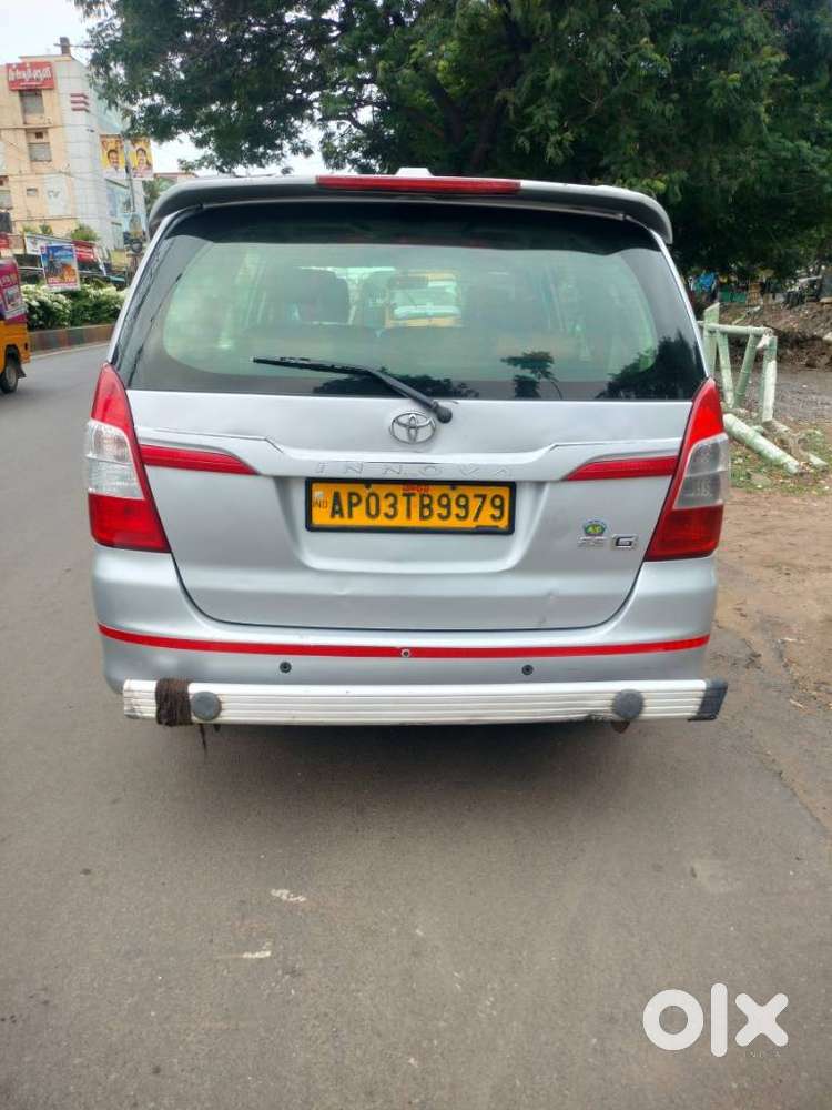 Toyota Innova 2.5 G (diesel) 8 Seater, 2014, Diesel
