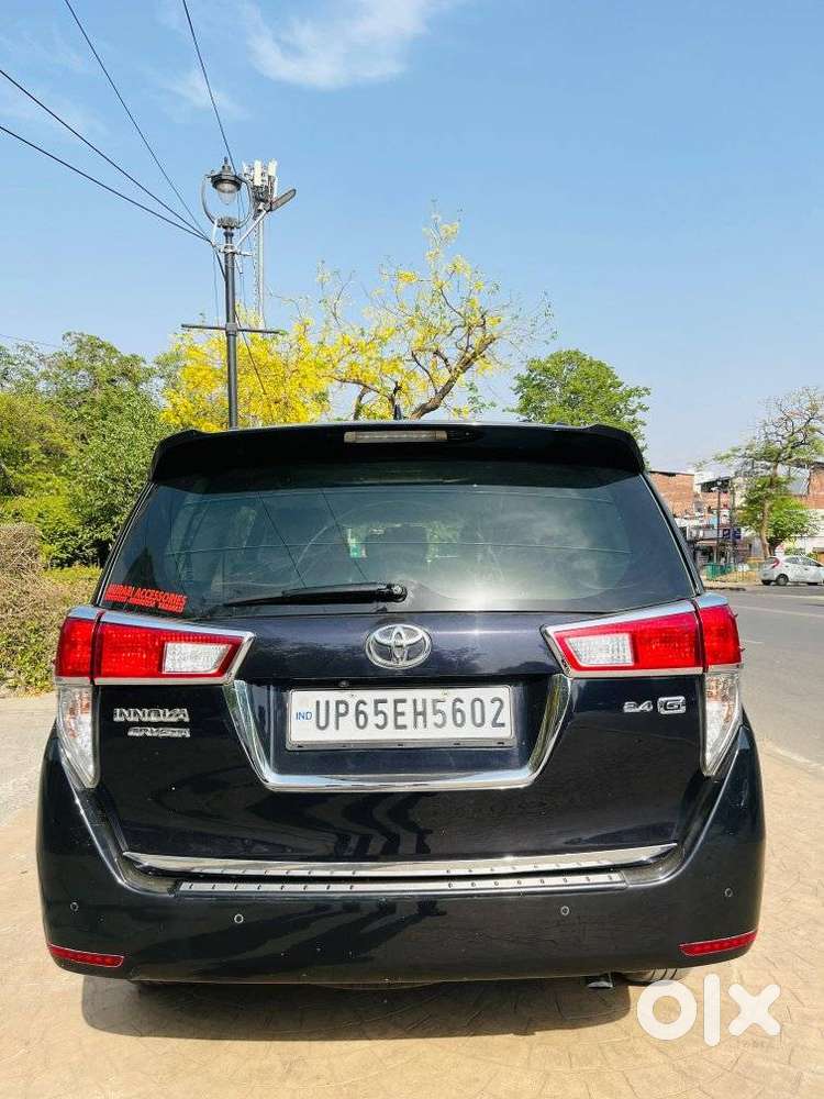 Toyota Innova Crysta 2.4 G Mt, 2022, Diesel