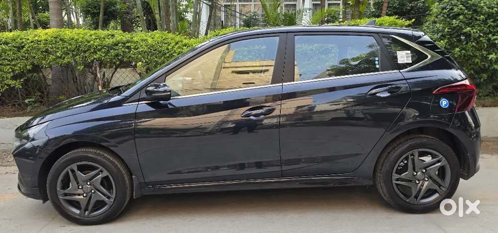 Hyundai I20 Sportz 1.2 Ivt (automatic Transmission)2023