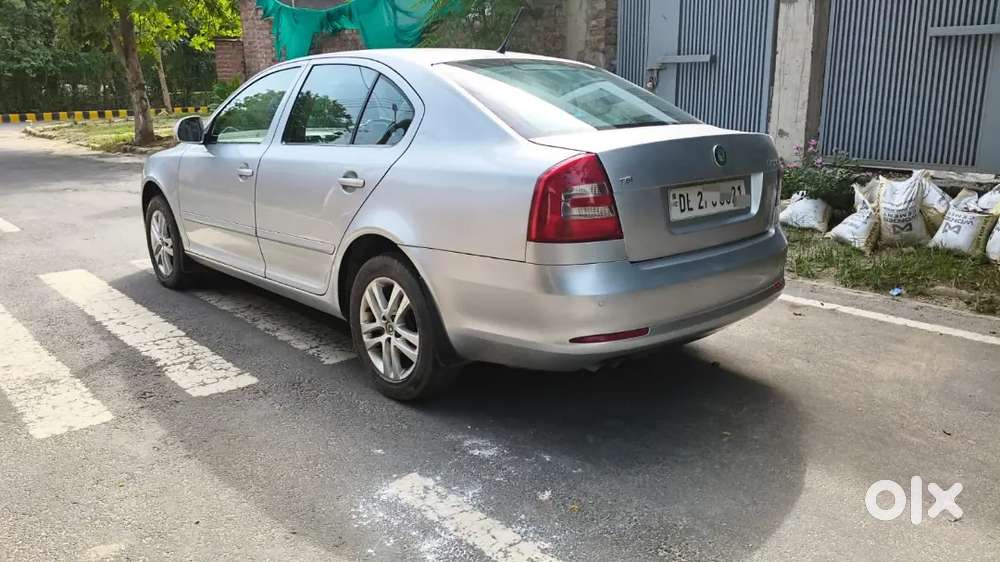 Showroom Condition Skoda Laura Petrol 1.8 Automatic Excellent Maintain