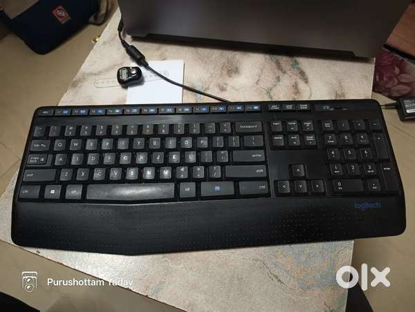 Keyboard wireless with mouse