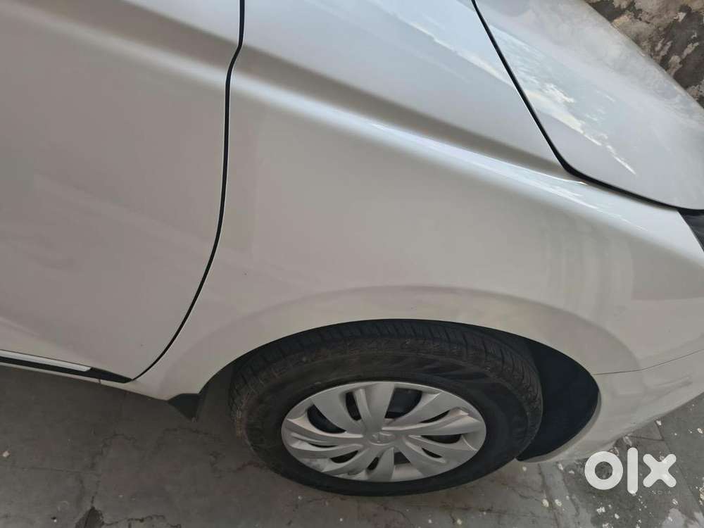 Maruti Suzuki New-gen Swift 2024 Petrol Well Maintained