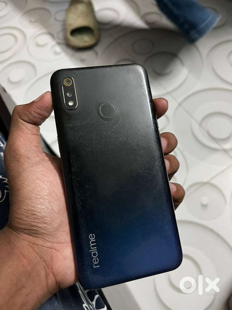 Realme 3 4gb ram