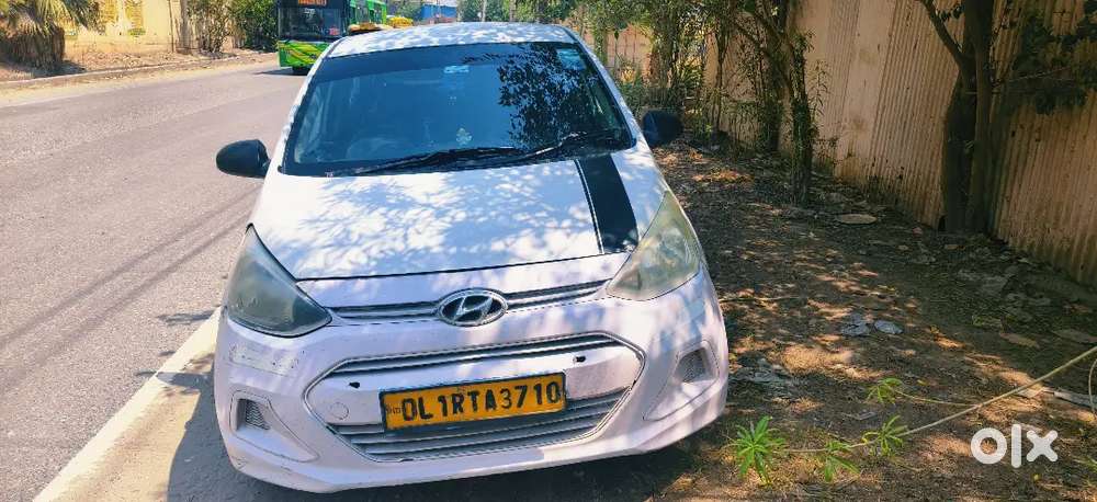 Hyundai Xcent 2016