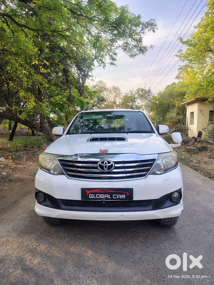 Toyota Fortuner, 2013, Diesel