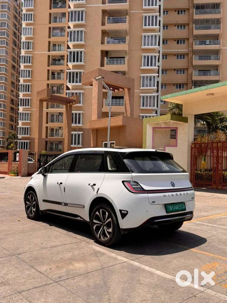 Mg Windsor Ev Essence, 2025, Electric