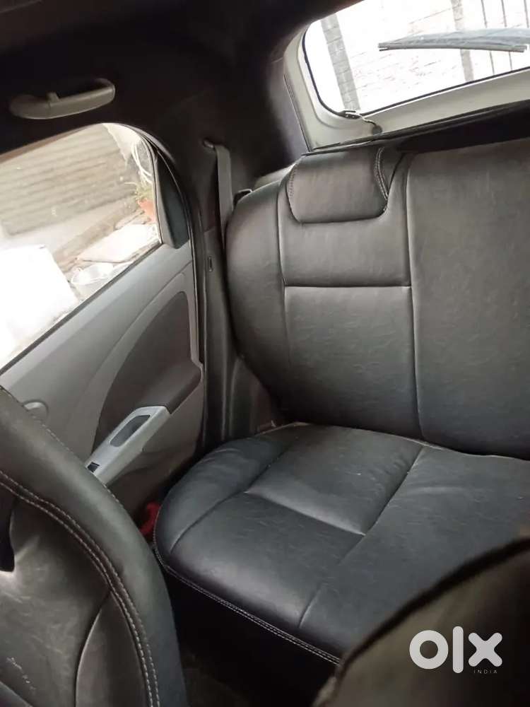 Toyota Etios Liva 2011 Petrol 85000 Km Driven