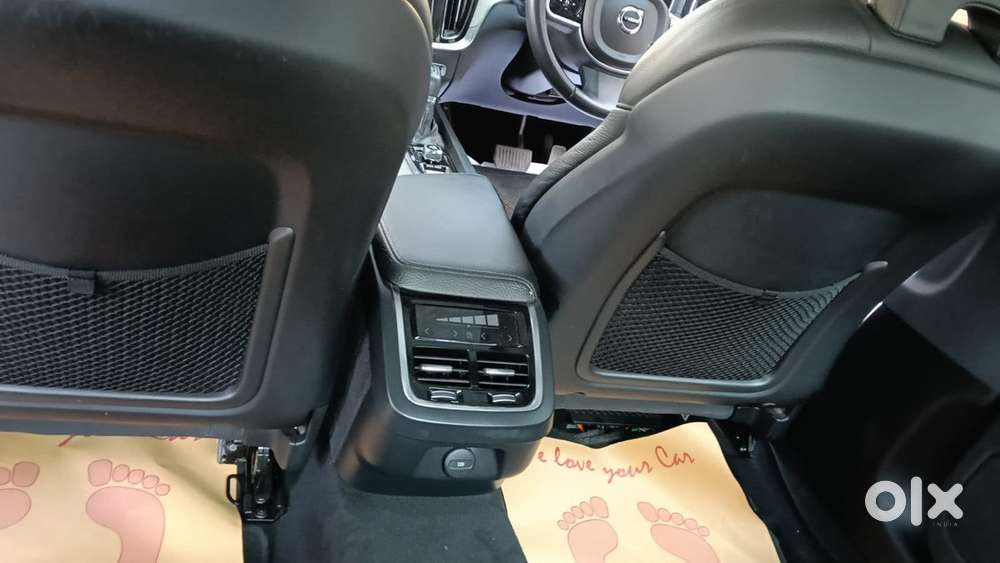 Volvo S60 T4 Petrol (top End) 2021 Dec 2022 Model | Bangalore