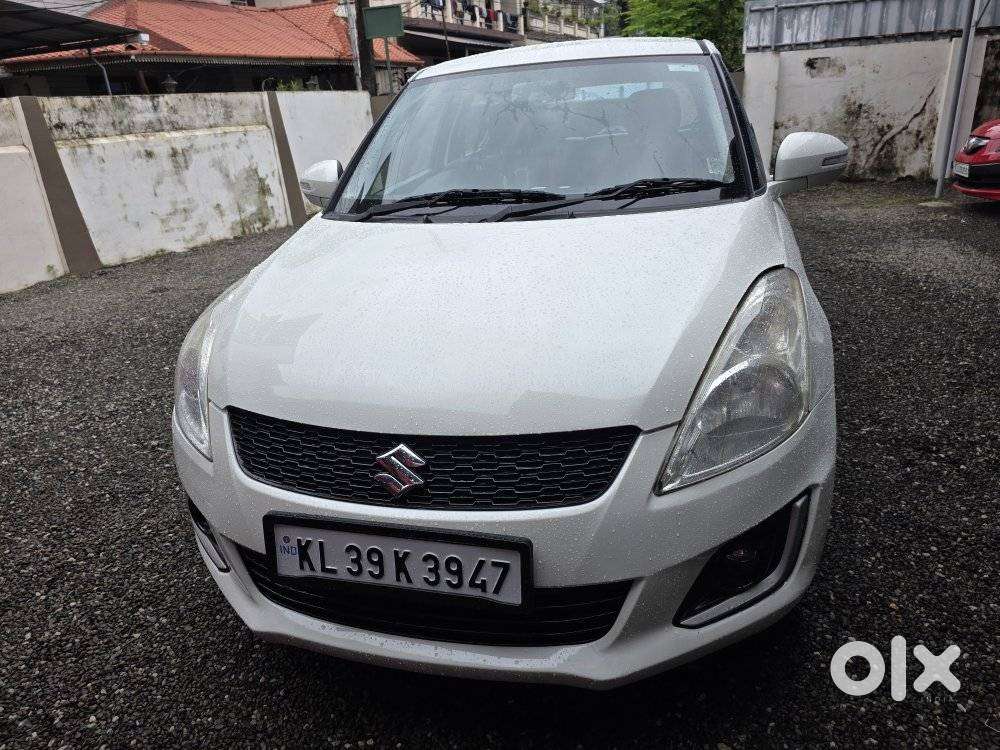Maruti Suzuki Swift Vxi, 2016, Petrol