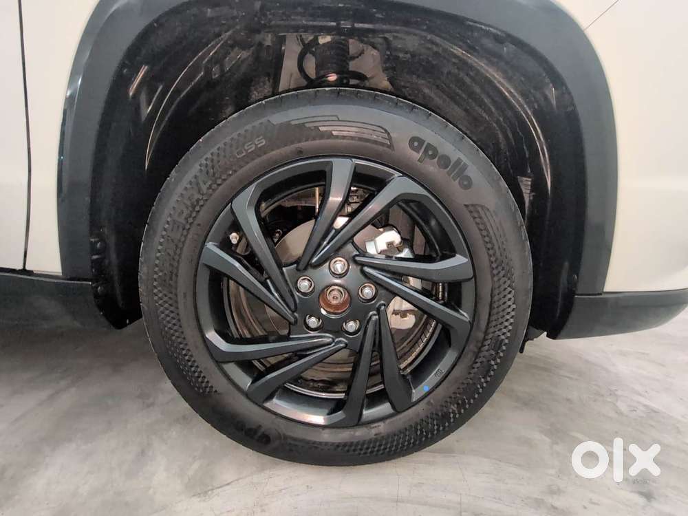 Maruti Suzuki Grand Vitara 1.5 Zeta Plus Intelligent Hybrid Ecvt, 20..