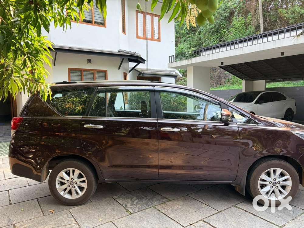 Toyota Innova Crysta 2018
