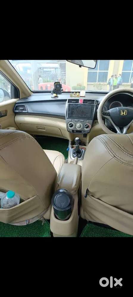 Honda City 1.5 V 2012