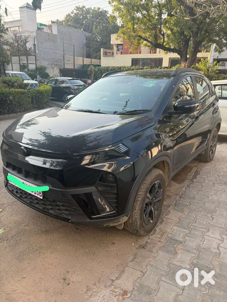 Tata Nexon Petrol 2025