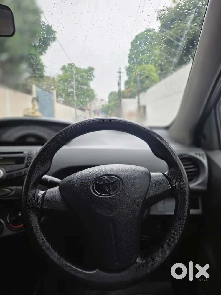 Toyota Etios Diesel 2013 65000km Driven